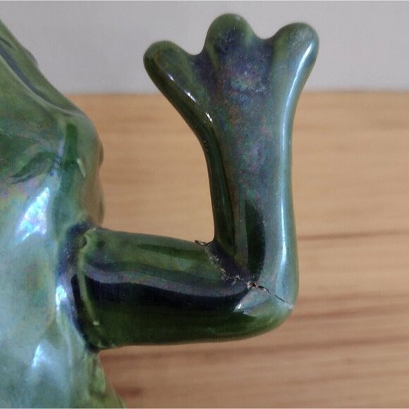 Vintage Hand Painted Ceramic Green Frog Lawn Ornament Figurine MCM REPAIRED - Picture 8 of 9